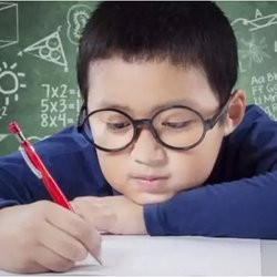 What is the correct sitting posture for elementary school students to write? how to correct